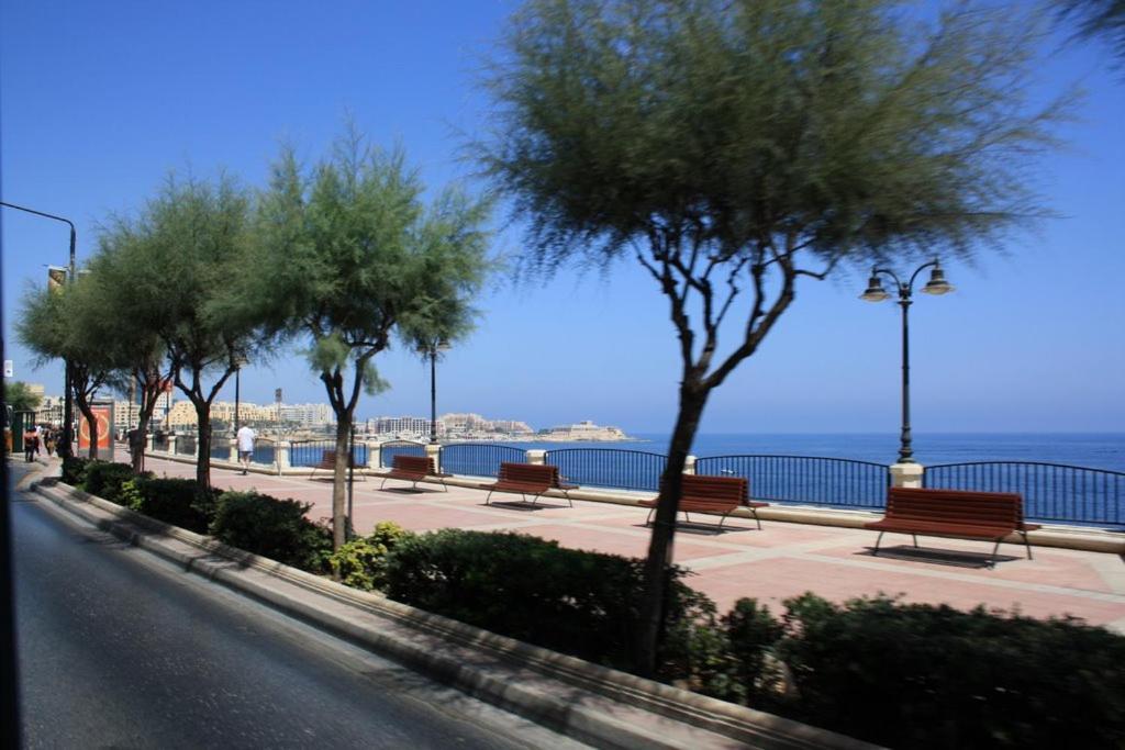 Seaside Oasis Your Own Private Getaway In St Julians Saint Julian's 外观 照片